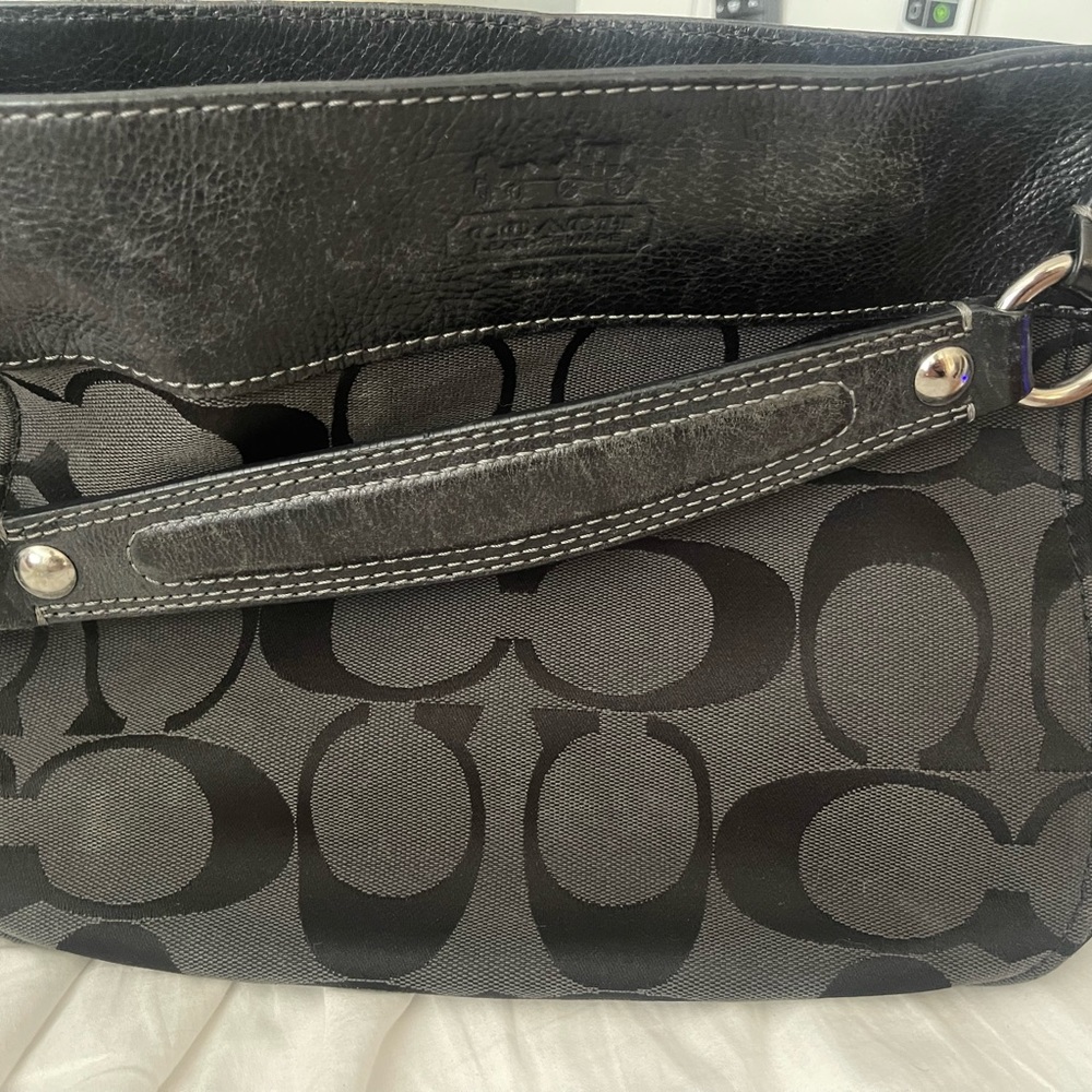 Coach - Picture 2 of 2